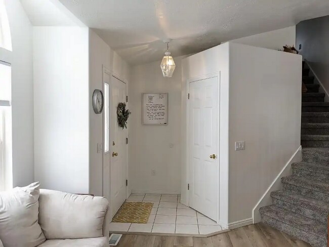 Foto del edificio - 2126 N 750 W