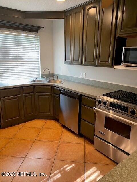 Foto del edificio - 1012 8th St S