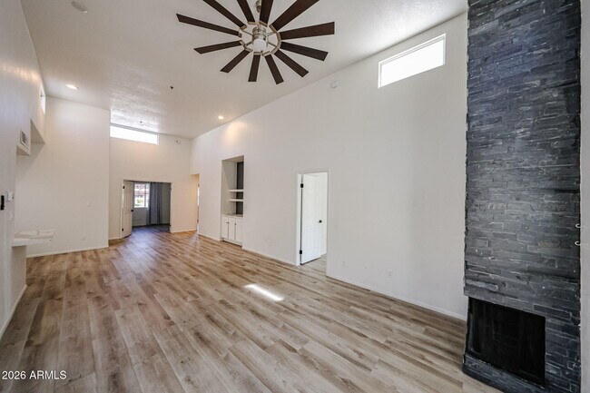 Foto del edificio - 11333 N 92nd St