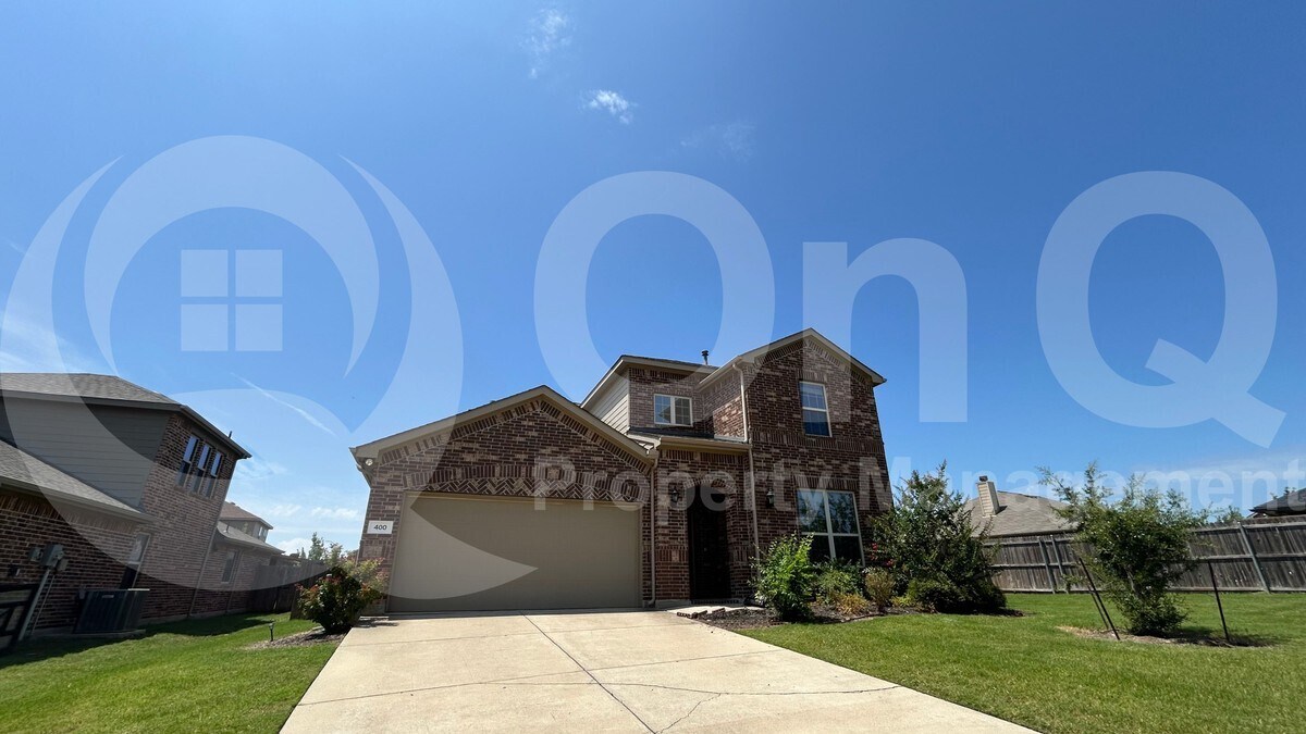 Photo - 400 Plum Court