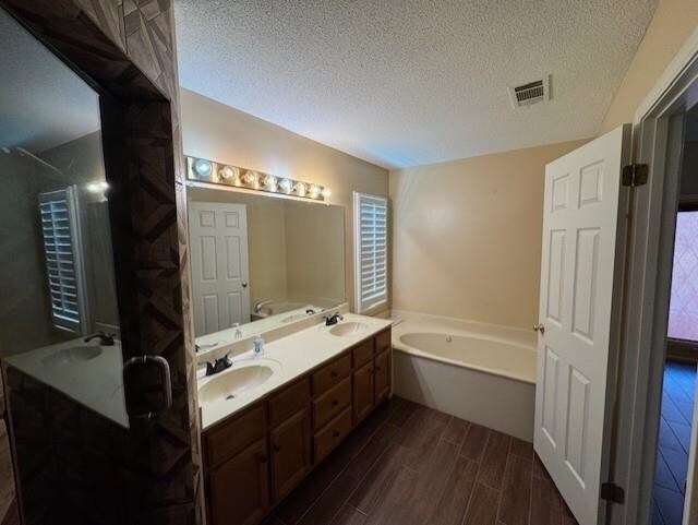 Foto del edificio - 8855 Lake Edge Cove W