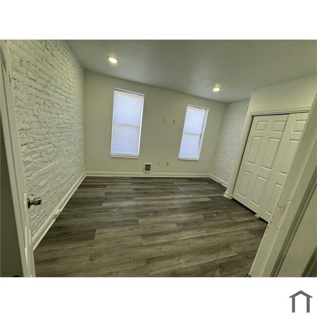 Foto del edificio - 3051 N Judson St