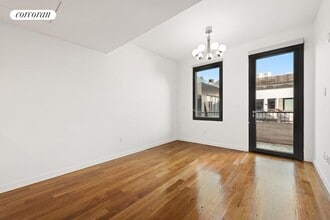 Building Photo - 54 Noll St