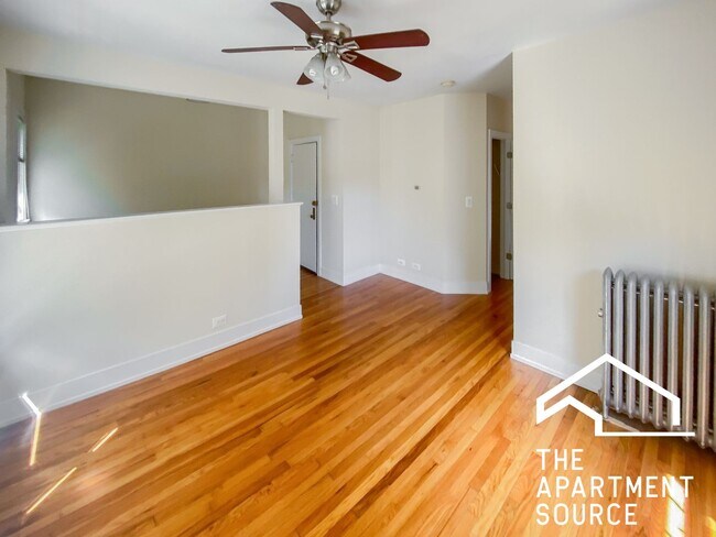 Photo - 520 W Cornelia Ave Apartment