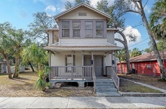 Building Photo - 1701 14th Ave S