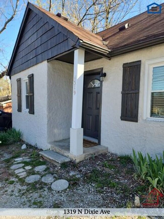 Foto del edificio - 1319 N Dixie Ave