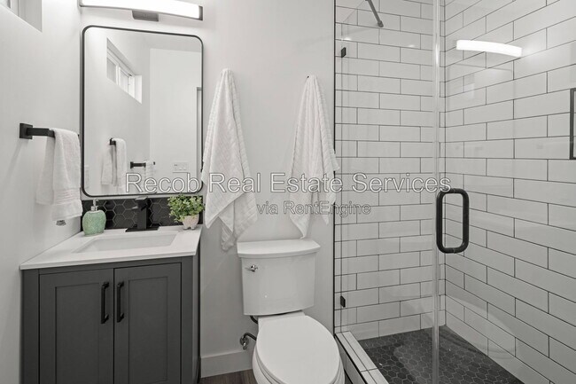 Building Photo - 4988 Genesee Ave