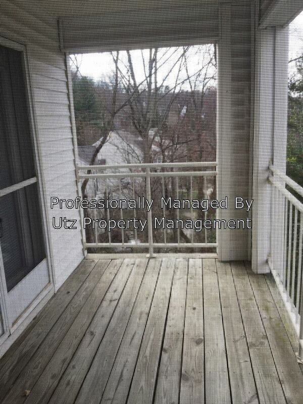 Building Photo - 405 Pleasanton Rd