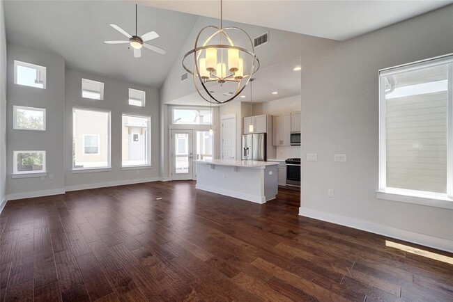 Building Photo - 12606 Red Sparrow St