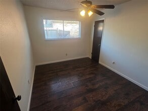 Building Photo - 11119 Sageburrow Dr