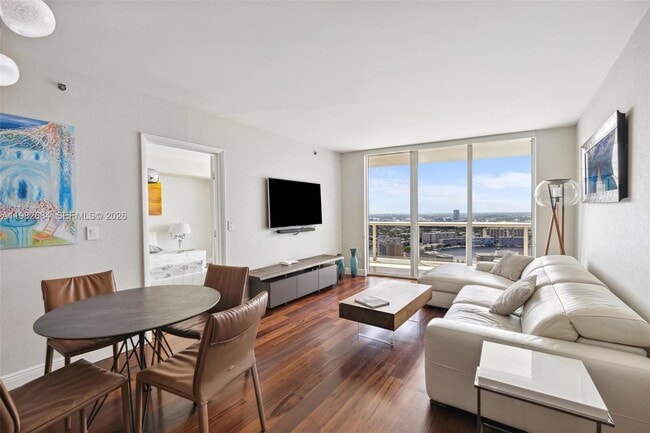 Building Photo - 1800 S Ocean Dr