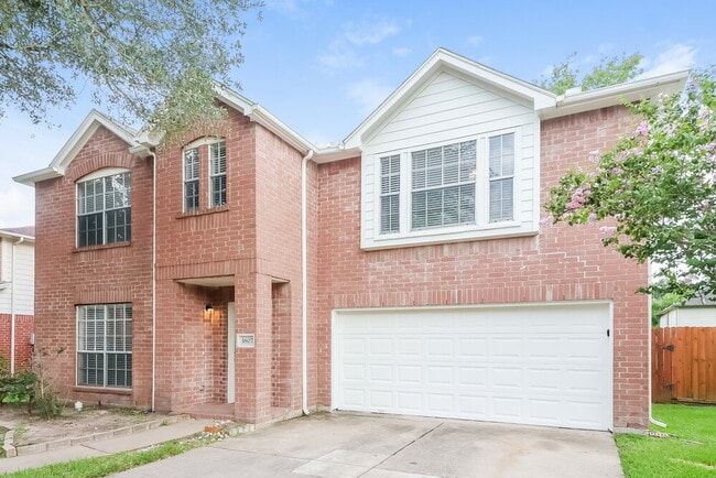 Building Photo - 3807 Wildhawk Dr