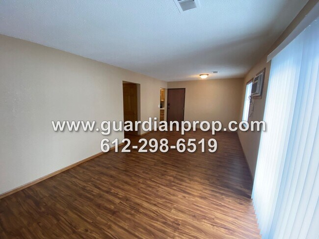 Foto del edificio - 6014 9th St N