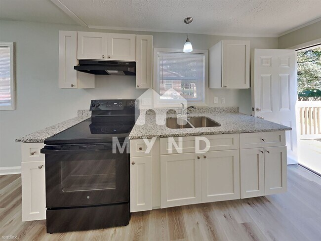 Building Photo - 3 br, 1 bath House - 1919 Old West Ln