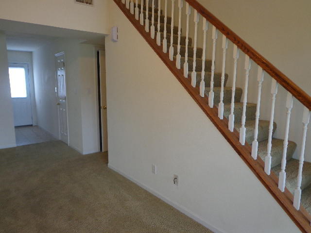 Building Photo - 2502 Northampton Dr