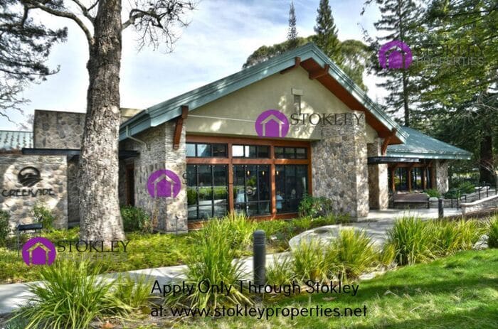 Foto principal - 1200 Singingwood Ct