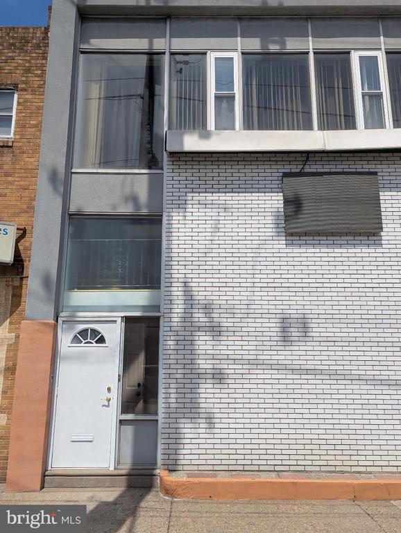 Foto del edificio - 7158 Torresdale Ave