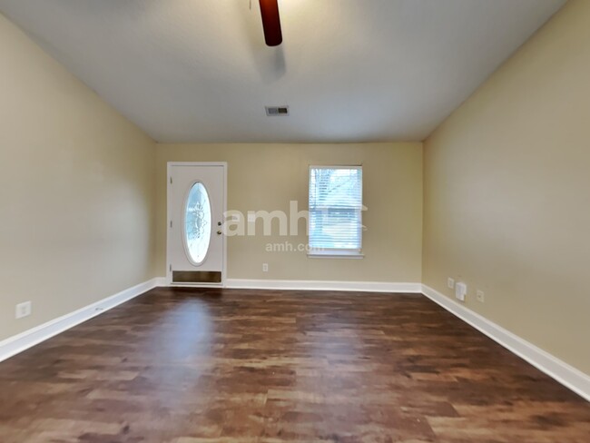 Building Photo - 105 Peterborough Drive