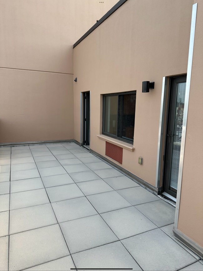 Foto del edificio - 3104 31st Ave