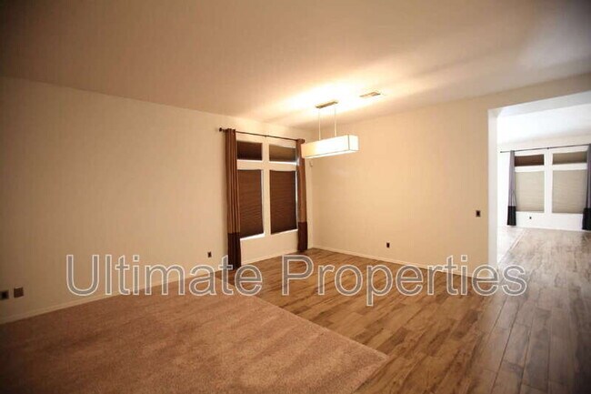 Building Photo - 26134 N Desert Mesa Dr