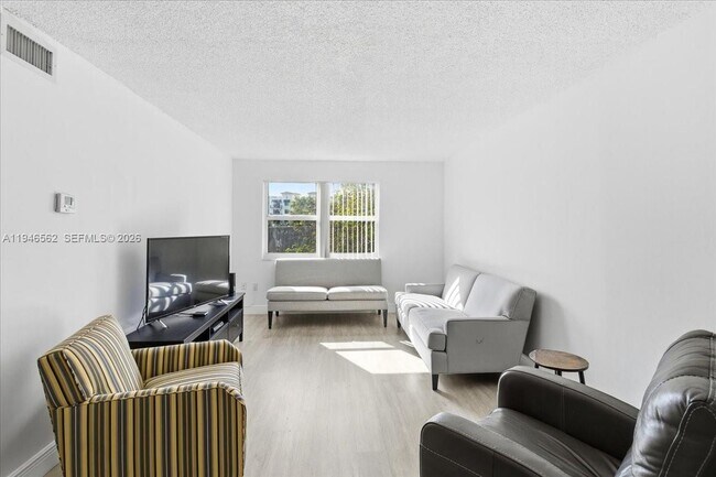 Foto del edificio - 17255 SW 95th Ave