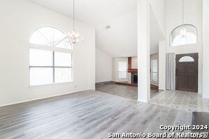 Foto del edificio - 9808 Delta Ridge Dr