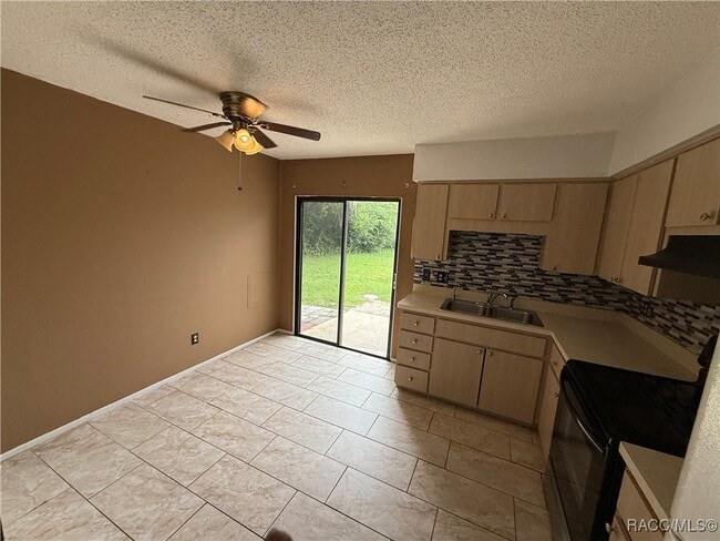 Building Photo - 7630 W Homosassa Trail