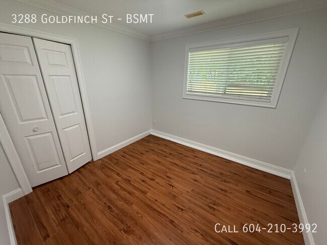 Photo du bâtiment - Updated Ground Level Suite