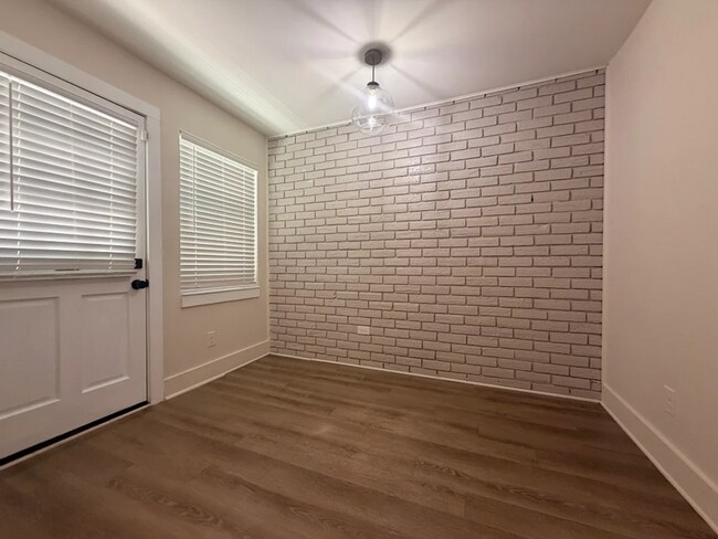 Foto del edificio - 1744 Cambridge Ave