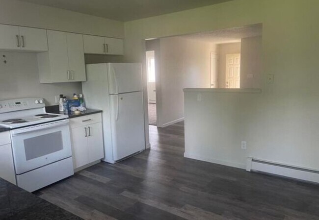 Foto del edificio - Newly Updated 2-Bedroom Apartment Availabl...
