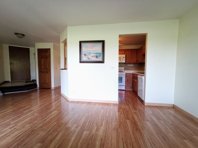 Building Photo - 1830 Fox Run Dr