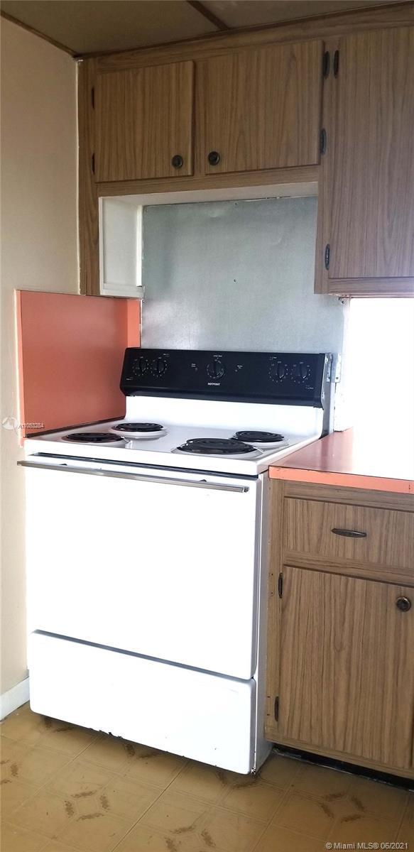 Foto del edificio - 303 NE 187th St