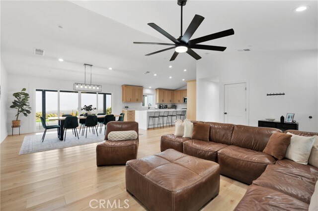 Foto del edificio - 2128 Pheasant Rd