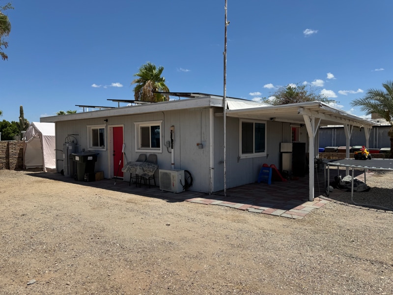 Primary Photo - 13570 E 44th St