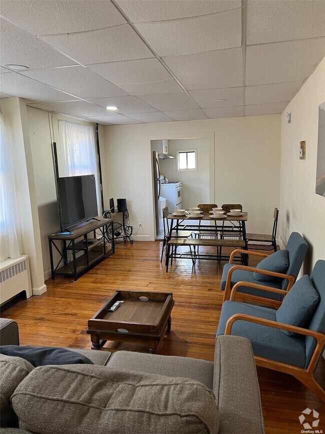 Apartments under 1,800 in Walden NY 2 Rentals