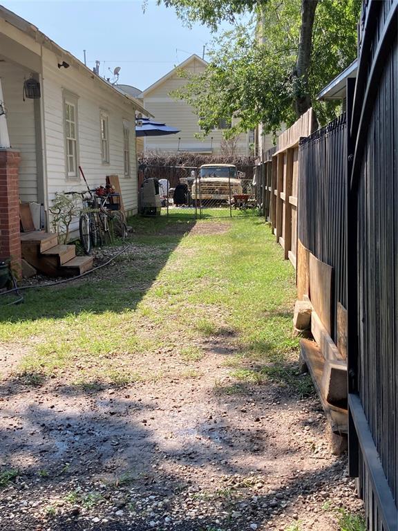 Foto del edificio - 1341 Nashua St