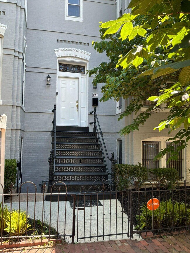 Foto del edificio - 123 7th St NE
