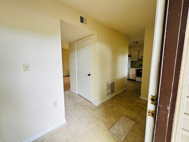 Foto del edificio - 3 Bedroom 2.5 Bath Townhouse