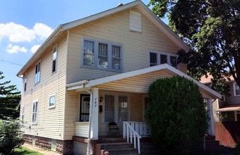 Building Photo - 785 Wager St