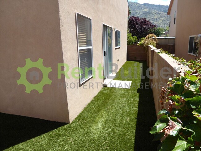 Foto del edificio - CALL US TODAY AT (505) 808-6467 TO SCHEDUL...