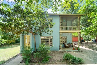 Building Photo - 3904 Wrightwood Rd