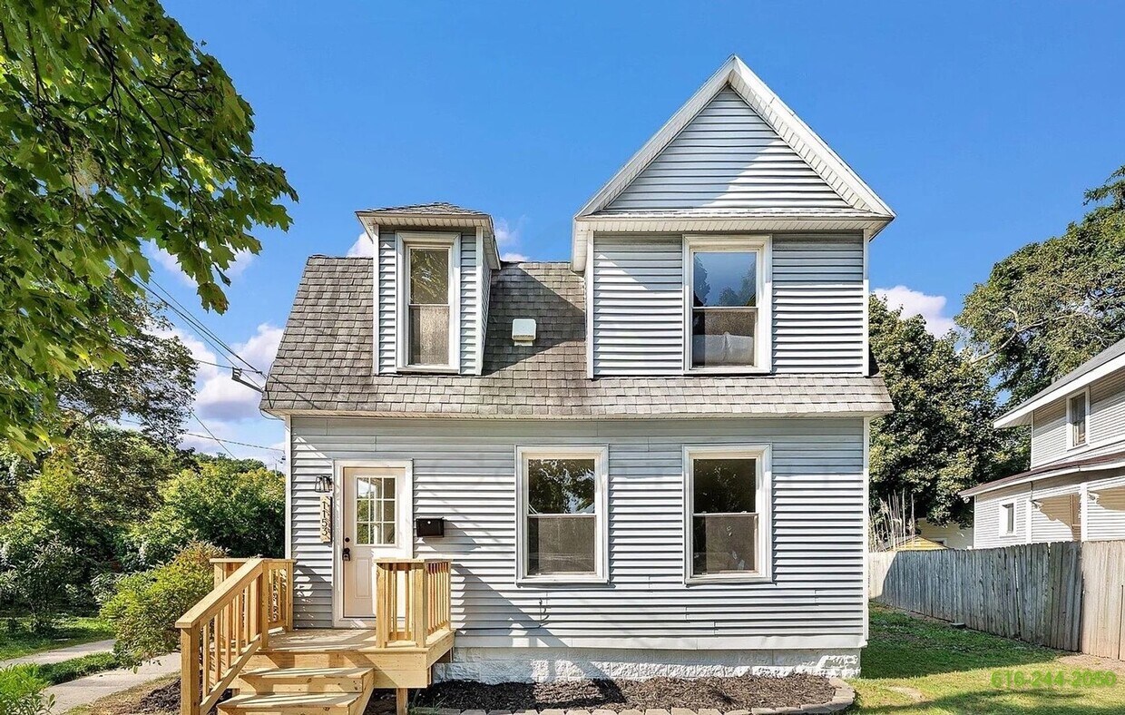 Foto principal - BRAND NEW REMODEL!!! Lakertown! Available ...