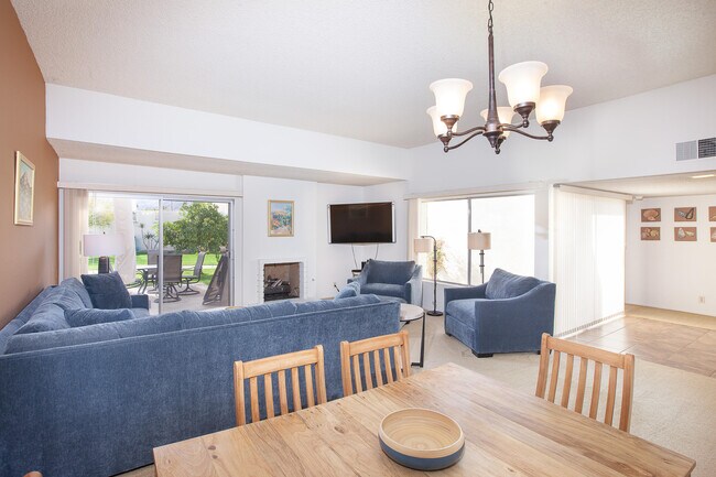 Foto del edificio - 6129 St Andrews Plaza