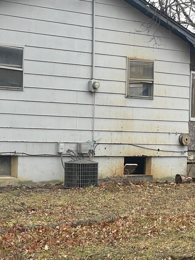 Foto del edificio - WELLSVILLE - 3 BR split level with Attache...