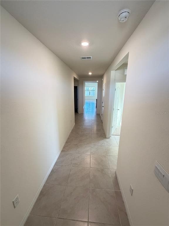 Building Photo - 804 Horsetail Dr