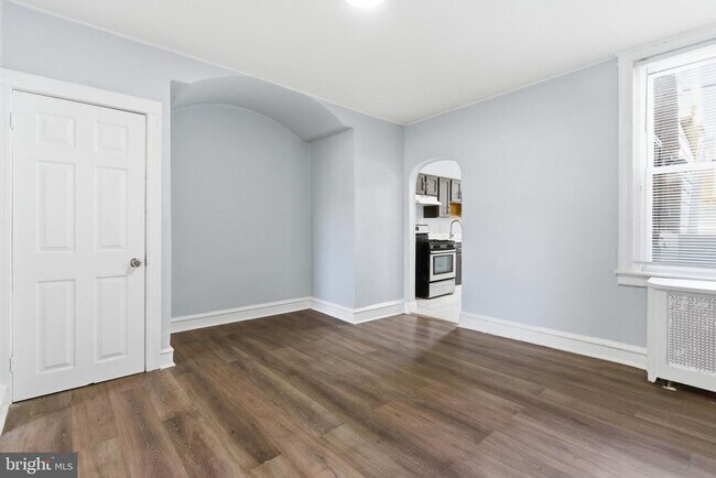 Foto del edificio - 2143 66th Ave