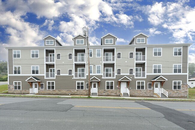 Foto del edificio - Luxury Living with Extra Space – 1 Bed + D...