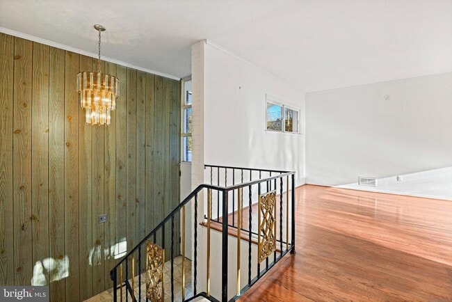 Building Photo - 1126 Ormond Ct