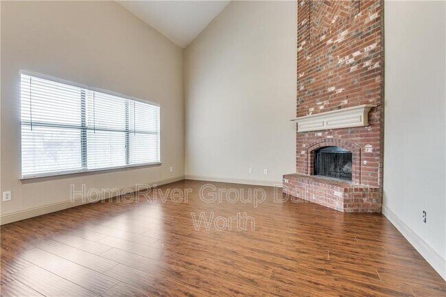 Foto del edificio - 4529 Maidstone Way