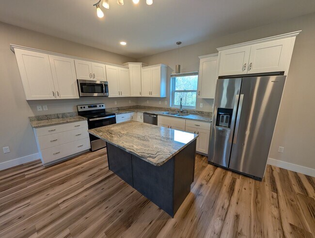 Foto del edificio - 610 Salem Heights Ln